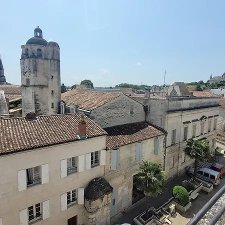Charm House With Rooftop Terrace And Superb Views